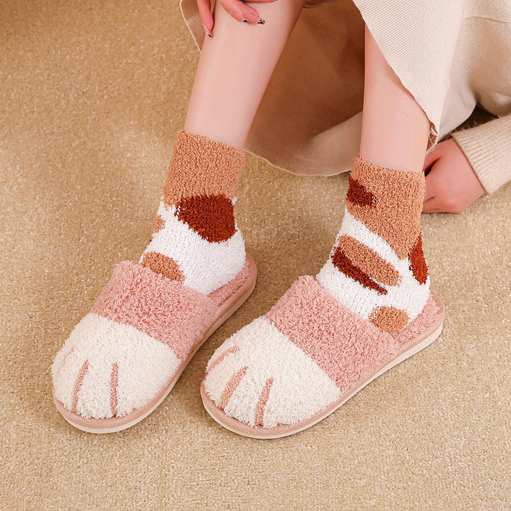 Women Winter Cute Cat Paw Designer House Fur Slippers